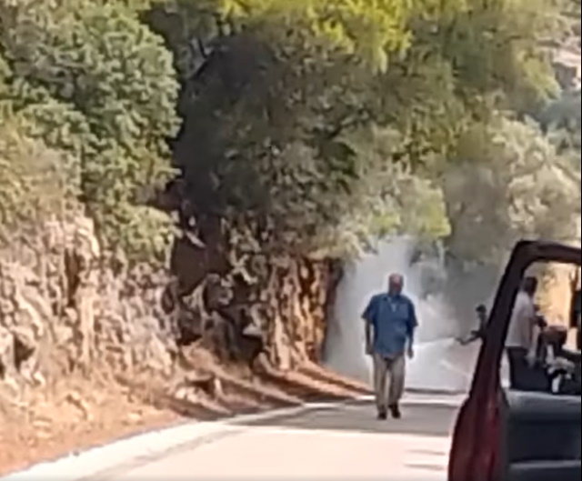 Τρεις εστίες φωτιάς με διαφορά ελάχιστων λεπτών σε σημεία της ευρύτερης περιοχής Κερατέας (Βίντεο)
