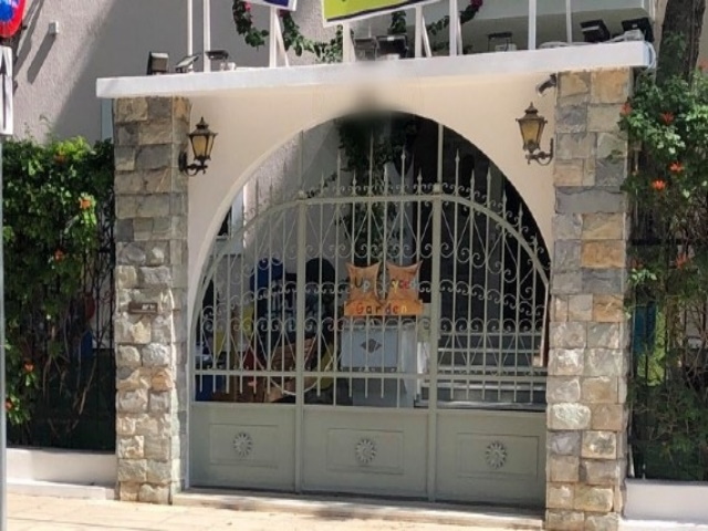 Για... ανθρώπινο λάθος κάνει λόγο ο παιδικός σταθμός που άφησε τη δίχρονη Άννα στο σχολικό για 4 ώρες 