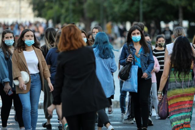 Covid -19: Δύσκολος χειμώνας για τους ανεμβολίαστους με το τέταρτο κύμα προ των πυλών