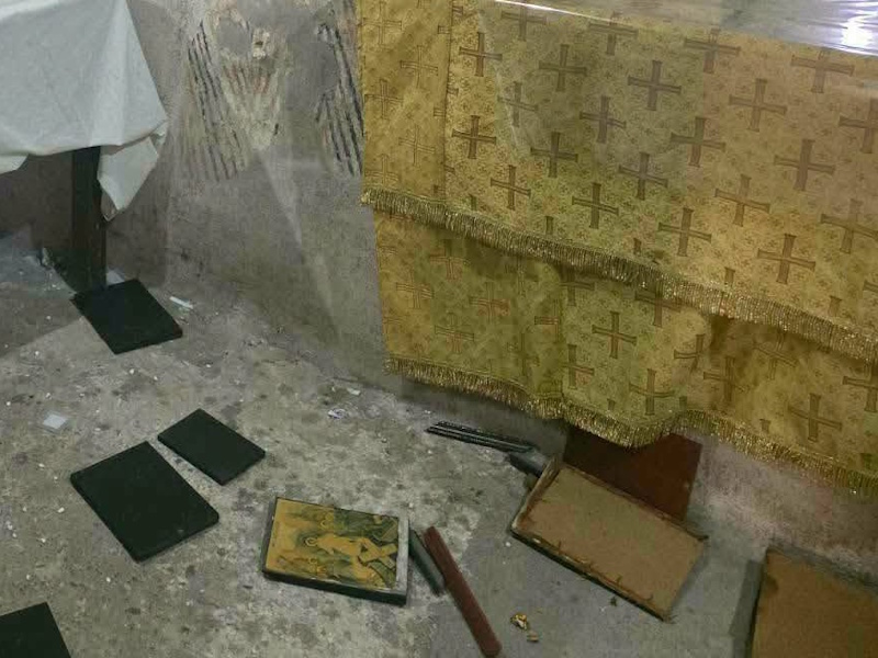 Καλύβια: Μετά τον βανδαλισμό, ανοίγει και εκκλησιαστικό κεφάλαιο για το εκκλησάκι του Σωτήρος