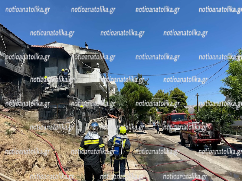 Γλυκά Νερά: Έκοψαν τον δρόμο της φωτιάς προς το δάσος του λόφου Φούρεσι