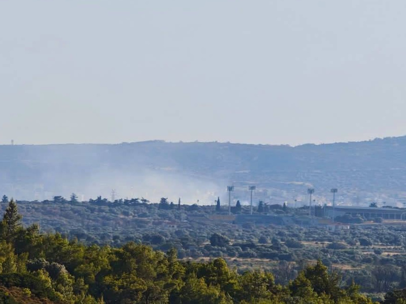 Κορωπί: Άμεση επέμβαση απέτρεψε την εξάπλωση φωτιάς δίπλα στο Πάτημα στον Ψαλίδα