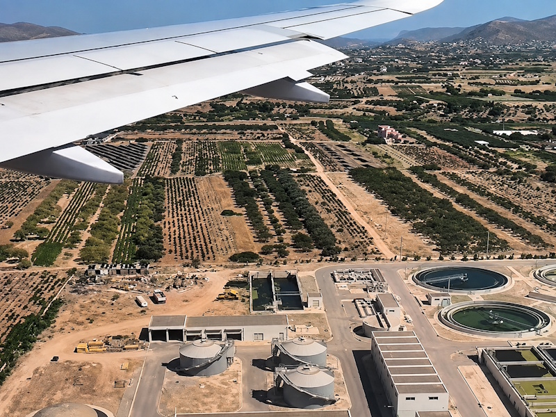 Πτήση SKY express στην προσέγγιση στο «Ελ. Βενιζέλος»: Οι δραματικές αναρτήσεις και οι επίσημες απαντήσεις (Βίντεος)