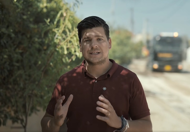 apolog papaxr saronik