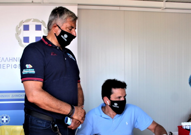 Περιφέρεια Αττικής: Αυτή είναι η αλήθεια για τις μάσκες και τα rapid tests