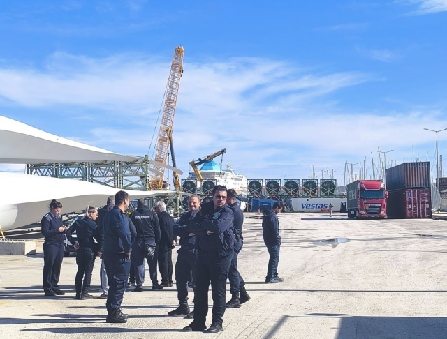 Περίεργα «παιχνίδια» με την ασφάλεια των Λαυριωτών και 360 τόνους ΤΝΤ