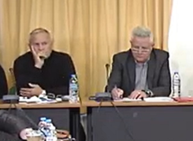 Δήμος Μαρκοπούλου: Απόλυση εργαζόμενης, η πρώτη σε 50 χρόνια, επειδή άσκησε κριτική στη διοίκηση Αλλαγιάννη (Συνεντεύξεις)