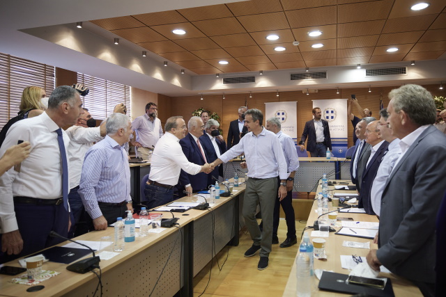 5 δήμαρχοι (Κωνσταντέλλος, Κιούσης, Μάδης, Λουκάς, Φιλίππου) σχολιάζουν την επίσκεψη Μητσοτάκη στην Ανατ. Αττική 