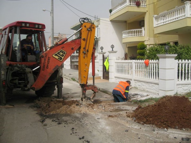 Κορωπί: Υποχρεωτική η σύνδεση των ακινήτων με την αποχέτευση - Σχεδόν έτοιμος ο αγωγός της Χαμολιάς 