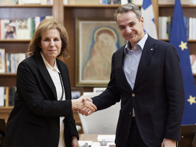 Εύη Χριστοφιλοπούλου: Το χρονικό μιας προαναγγελθείσας προσχώρησης στη ΝΔ