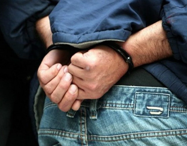 Χειροπέδες σε ληστή μίνι μάρκετ στο Πόρτο Ράφτη – Νέα επιτυχία του Τ.Α. Μαρκοπούλου