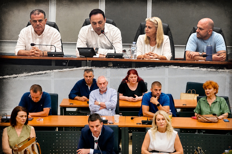Δημ. συμβούλιο Παλλήνης: Η προεδρία Σταυρινούδη ξεκινά με επιφυλάξεις της αντιπολίτευσης