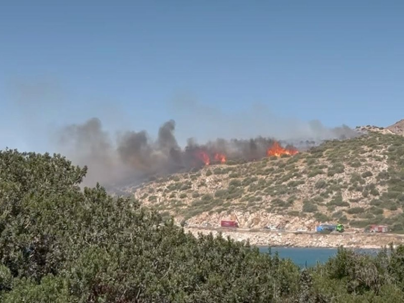 Χάρακας Κερατέας: Άμεση επέμβαση απέτρεψε τα χειρότερα παρά τους ανέμους των 8 μποφόρ