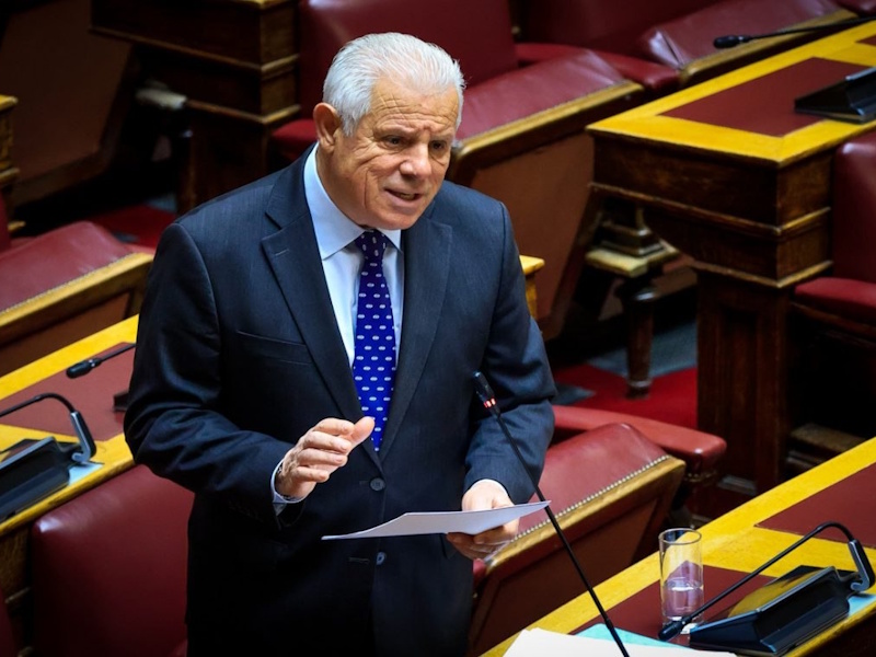Γιώργος Βλάχος: Η κριτική ενισχύει, δεν υπονομεύει την κυβέρνηση (Άρθρο)