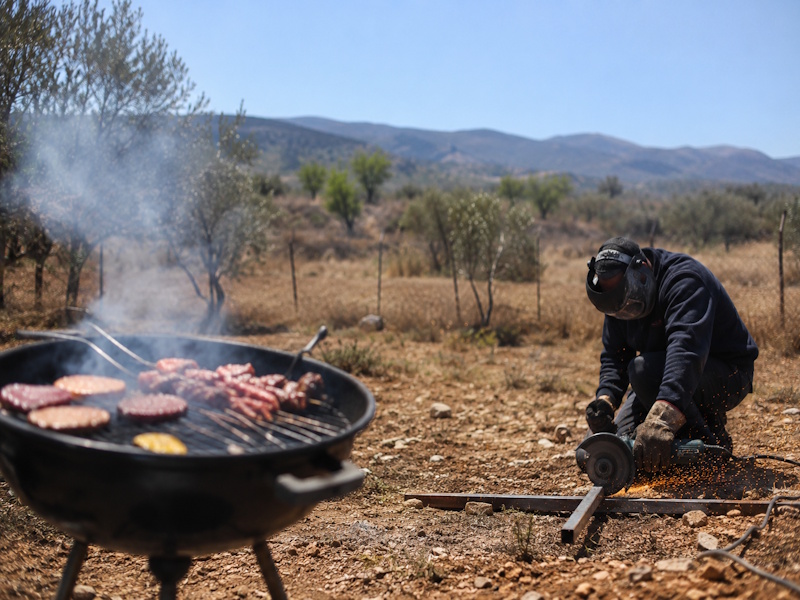 Κερατέα - Μαρκόπουλο: Συλλήψεις για επικίνδυνες εργασίες εν μέσω ακραίου κινδύνου πυρκαγιάς