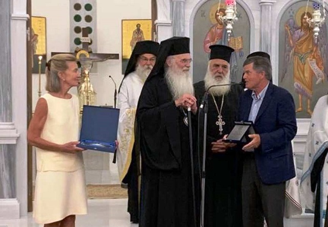 Άγιος Γεώργιος Κερατέας: Δωρεά ευσέβειας από το ζεύγος Μαρτίνου! (Φωτός)