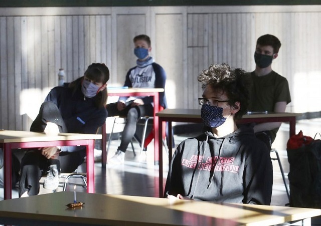 Τα δύο σενάρια για το άνοιγμα των σχολείων τον Σεπτέμβριο 