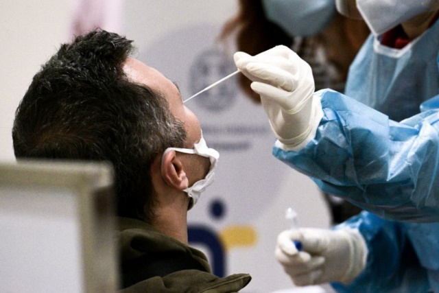 Τα αποτελέσματα των rapid tests από τον ΕΟΔΥ στον Μαραθώνα