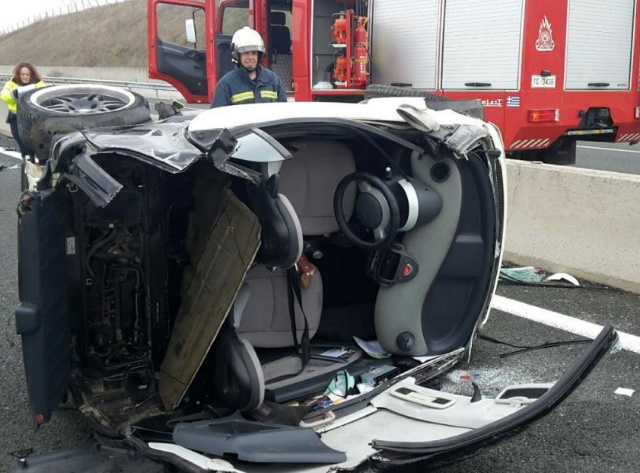 Τραγωδία στη λεωφόρο Καραμανλή στα Σπάτα