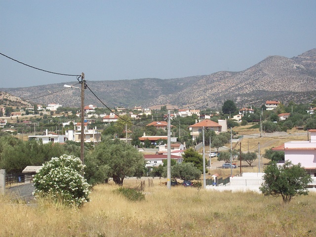 Έκρηξη αλληλεγγύης κι ανθρωπιάς στο Κίτσι Κορωπίου για οικογένεια που έμεινε στον δρόμο!