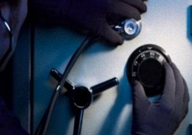 Καλύβια: Καταγγελία για διάρρηξη που απέφερε στους δράστες 120.000 ευρώ!
