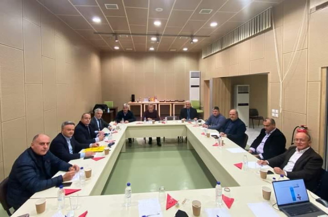 Eνεργειακή κρίση - ΚΑΠ φέρνουν πιο κοντά 10 δημάρχους της Αν. Αττικής (Τί δήλωσαν Μάδης – Φιλίππου) 