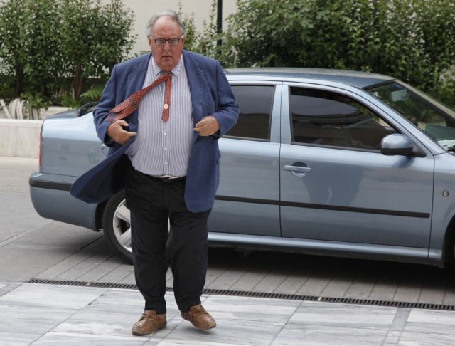 Η απαίτηση του υπερογδοηκοντούτη Πάγκαλου προς τον αντιπρόεδρο της κυβέρνησης Πικραμένο
