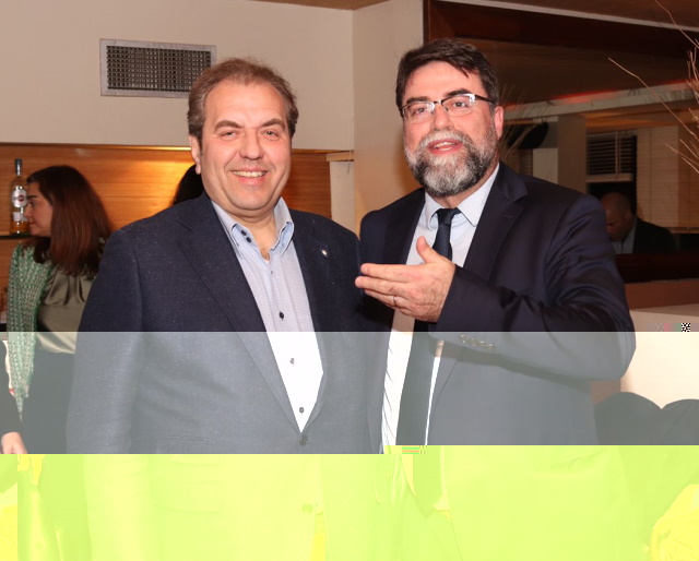 Νέα δεδομένα δημιουργεί για τον Βασίλη Οικονόμου η στήριξή του και από τον Κώστα Δέδε 