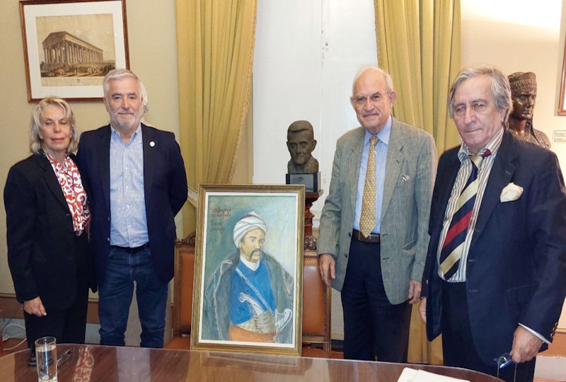 Στο Μουσείο της Πόλεως των Αθηνών η δωρεά προσωπογραφίας του Λιοπεσιώτη αγωνιστή Γιάννη Ντάβαρη