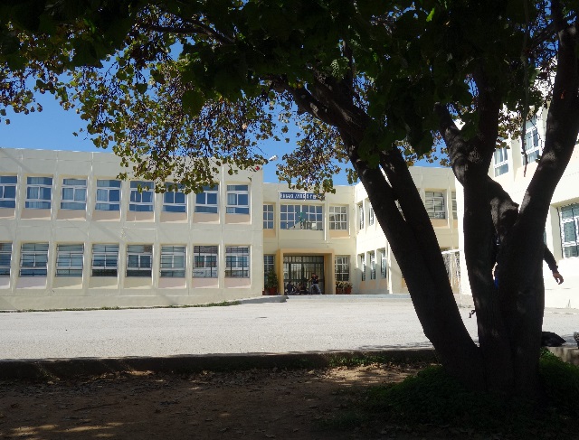 Αποφασισμένοι οι γονείς του 1ου ΓΕΛ Γέρακα να προστατεύσουν τη σχολική κοινότητα από «κάθε εξωγενή παρέμβαση»!
