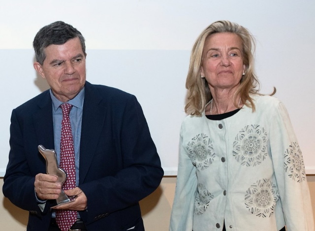 Ο Θανάσης και η Μαρίνα Μαρτίνου στο πλευρό των παιδιών προσχολικής ηλικίας του Δήμου Σαρωνικού