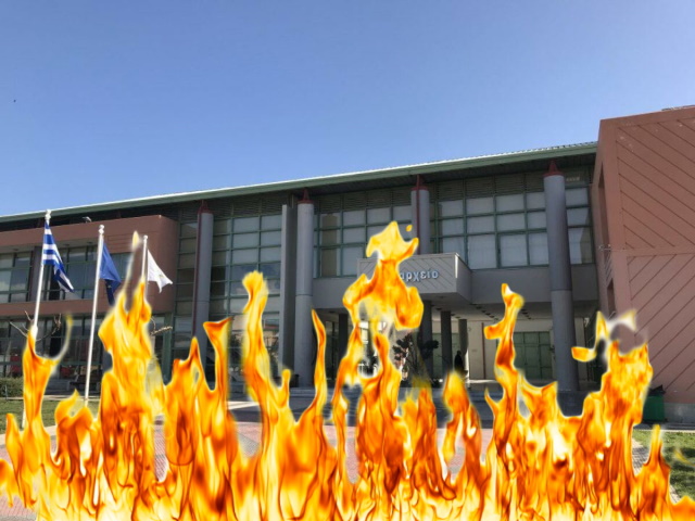 Δήμος Σαρωνικού: Στις φλόγες το προεκλογικό κλίμα μετά την… ξαφνική σύμπραξη Ράπτη – Σωφρόνη 