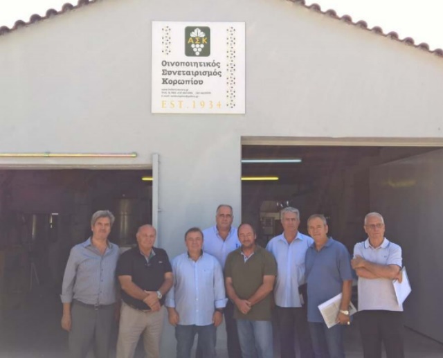 Συνάντηση - ουσιαστική στήριξη από το Κιν.Αλ. Κορωπίου στον Αγροτικό Οινοποιητικό Συνεταιρισμό της πόλης!