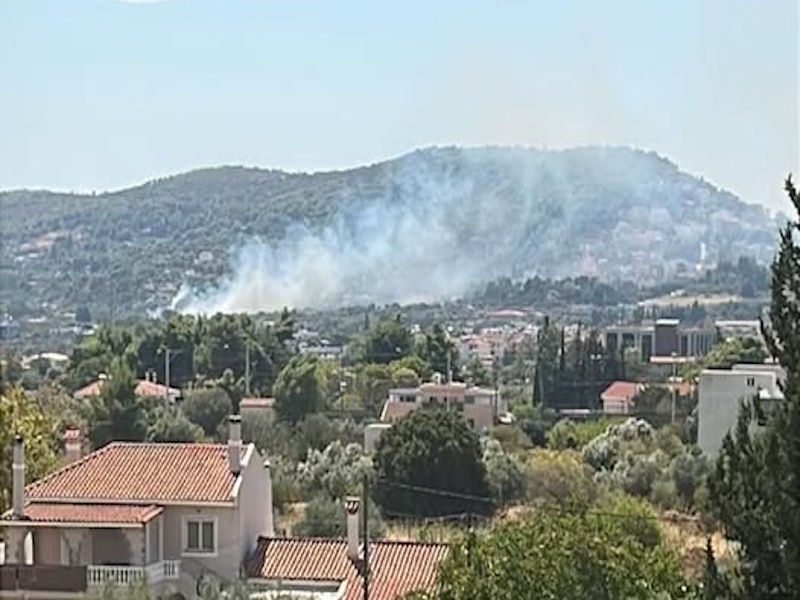 Παιανία: Έκτη φωτιά στη Μπούρα μέσα σε 65 ημέρες – Οριοθετήθηκε με ανέμους 5 μποφόρ