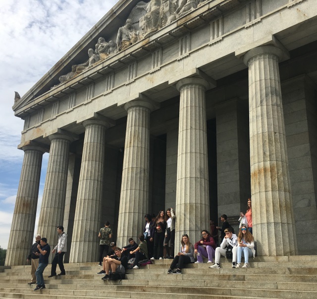 2Shrine of Remeberance