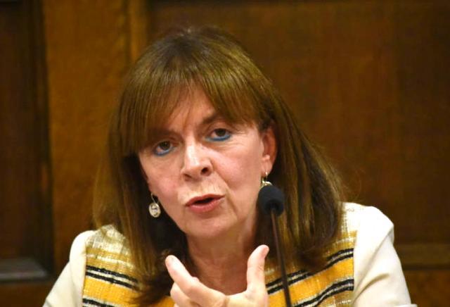 sakelaropouylou diadikasia