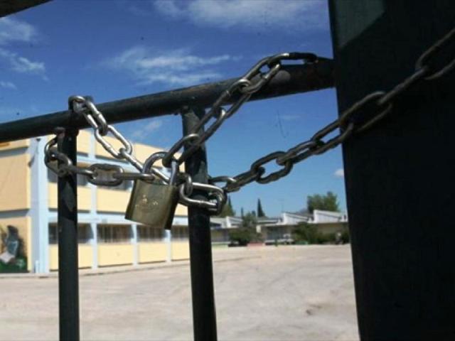 Κορωνοϊός: Παρατείνεται το κλείσιμο των σχολείων έως τις 10 Απριλίου!