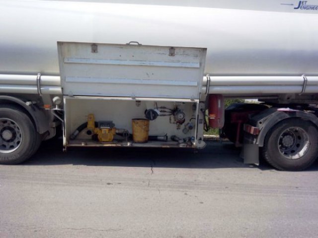 lathremporio gerakas