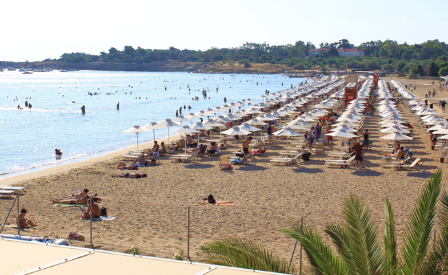 Ελεύθερη είσοδος σε πλαζ των 3Β για τους κατοίκους τους!